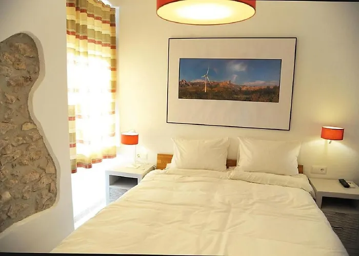 Pension Subirats Perello