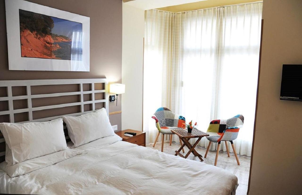 Motel Subirats Perello *